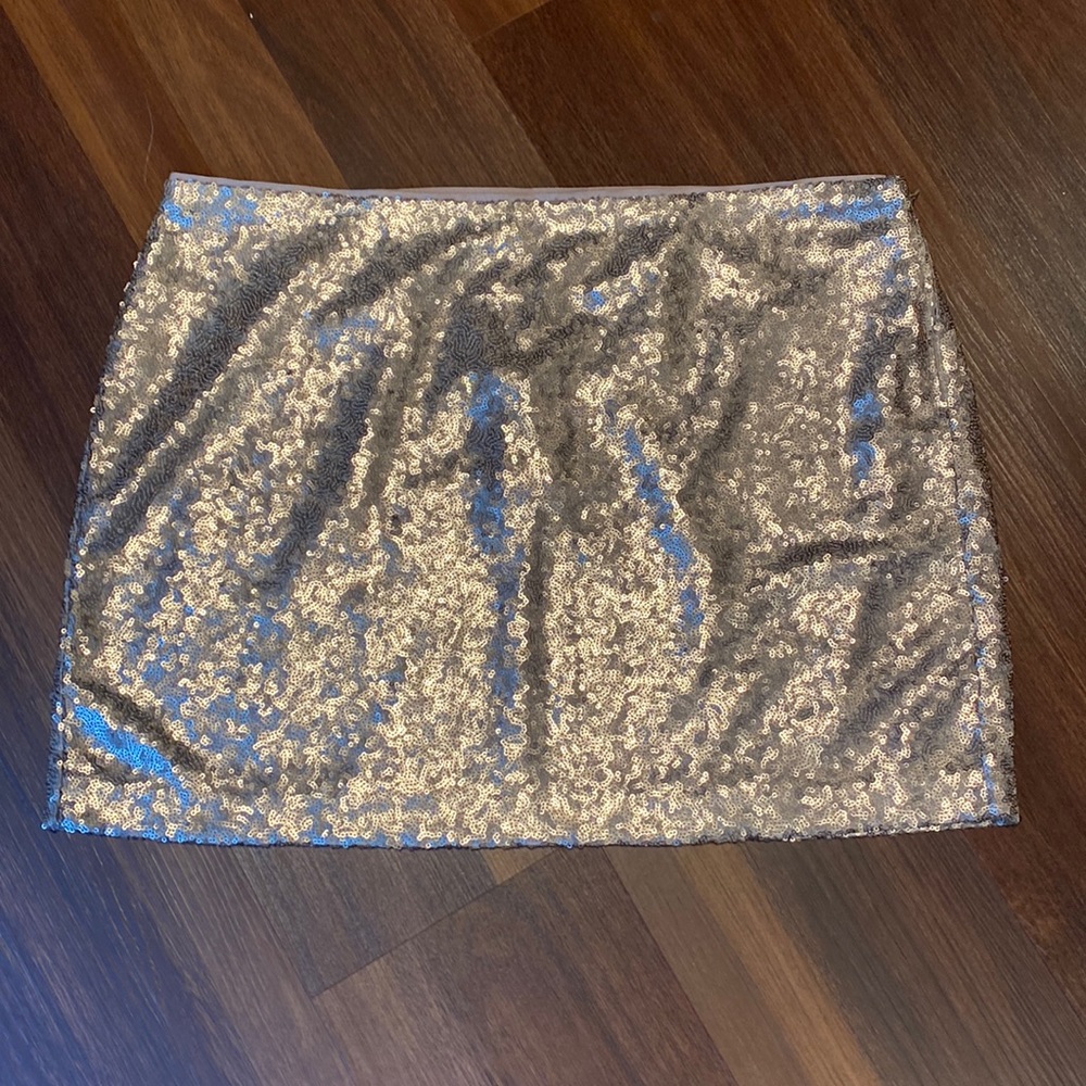 NWT Gap gold sequin mini skirt, size 12